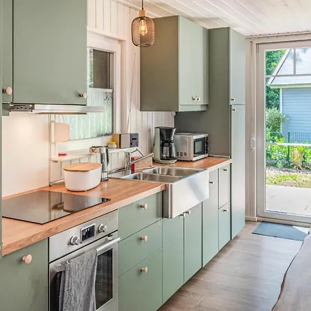 2 Bedroom Beautiful In *