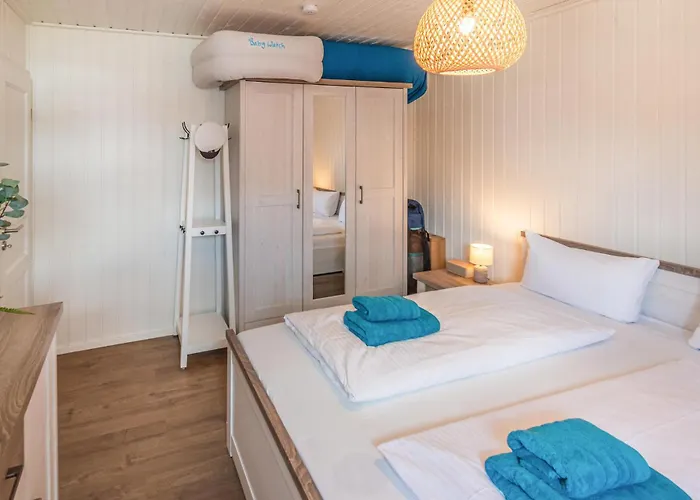 2 Bedroom Lovely In *