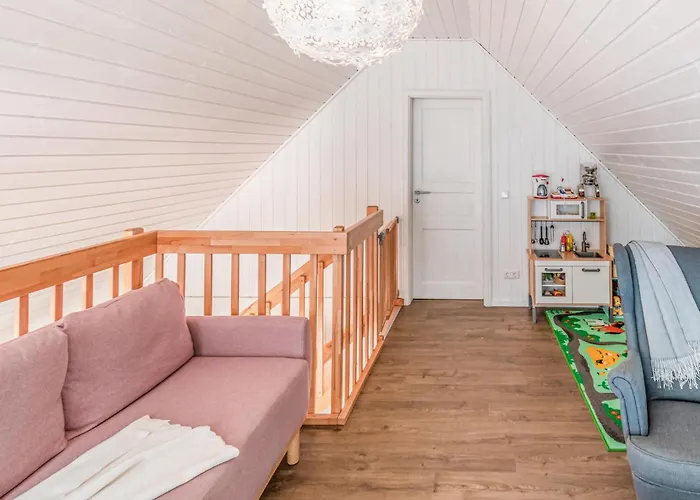 Дом отдыха 2 Bedroom Lovely In